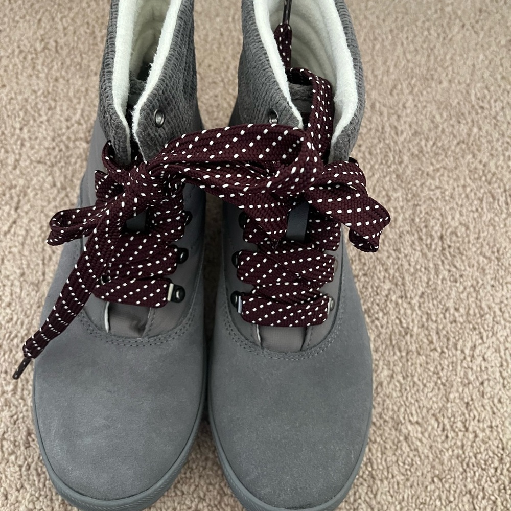 Keds Gray and White Lined Shoes